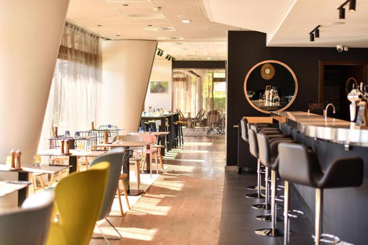 Hotel Novotel Paris Le 4*