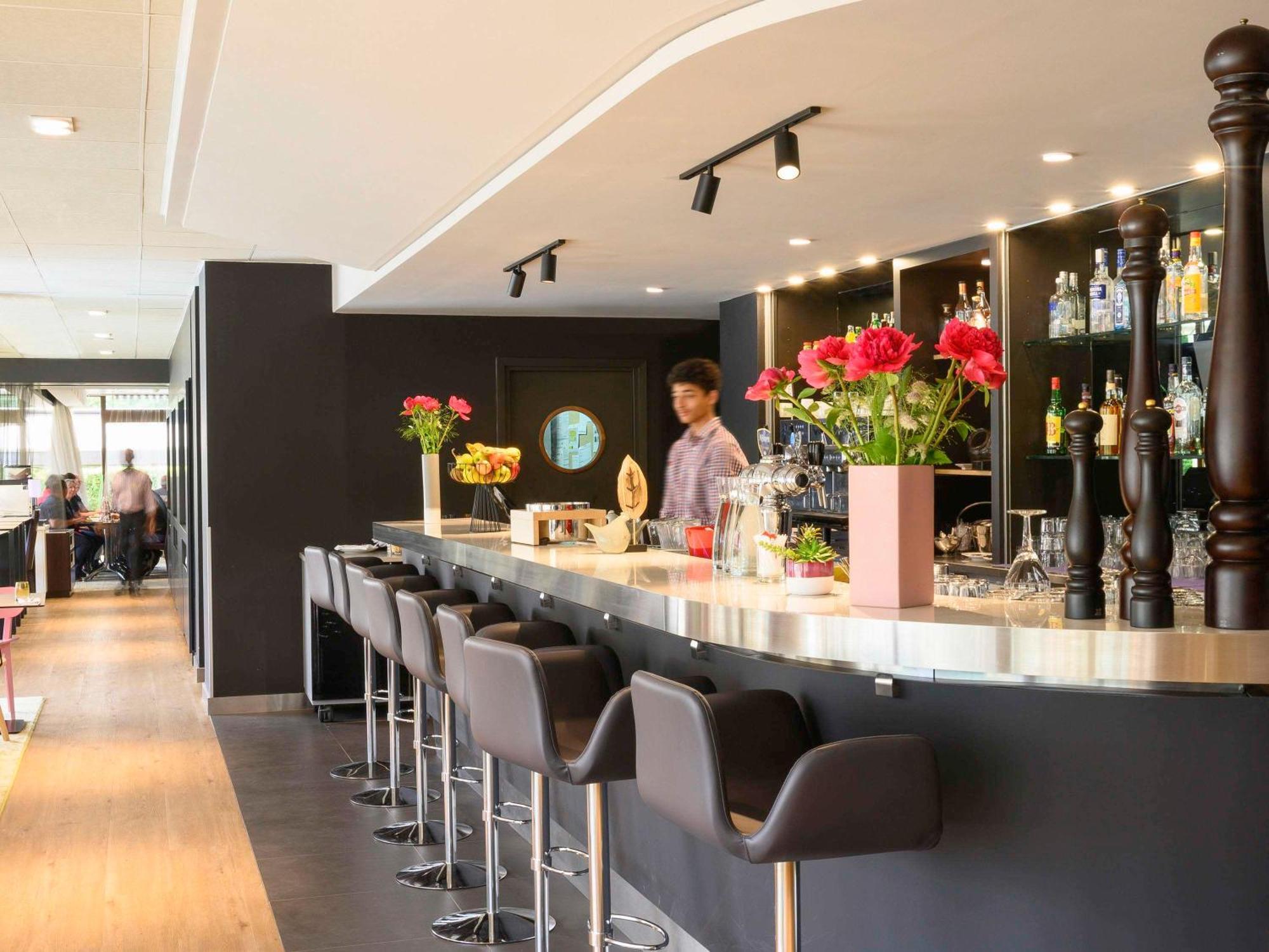 Novotel Paris Le 4*