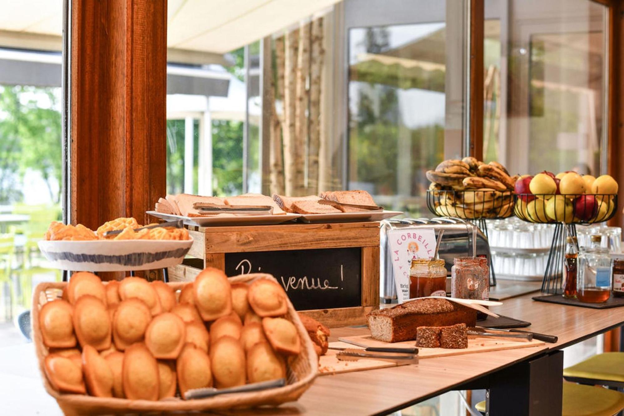 Novotel Paris Le Hotel 4*