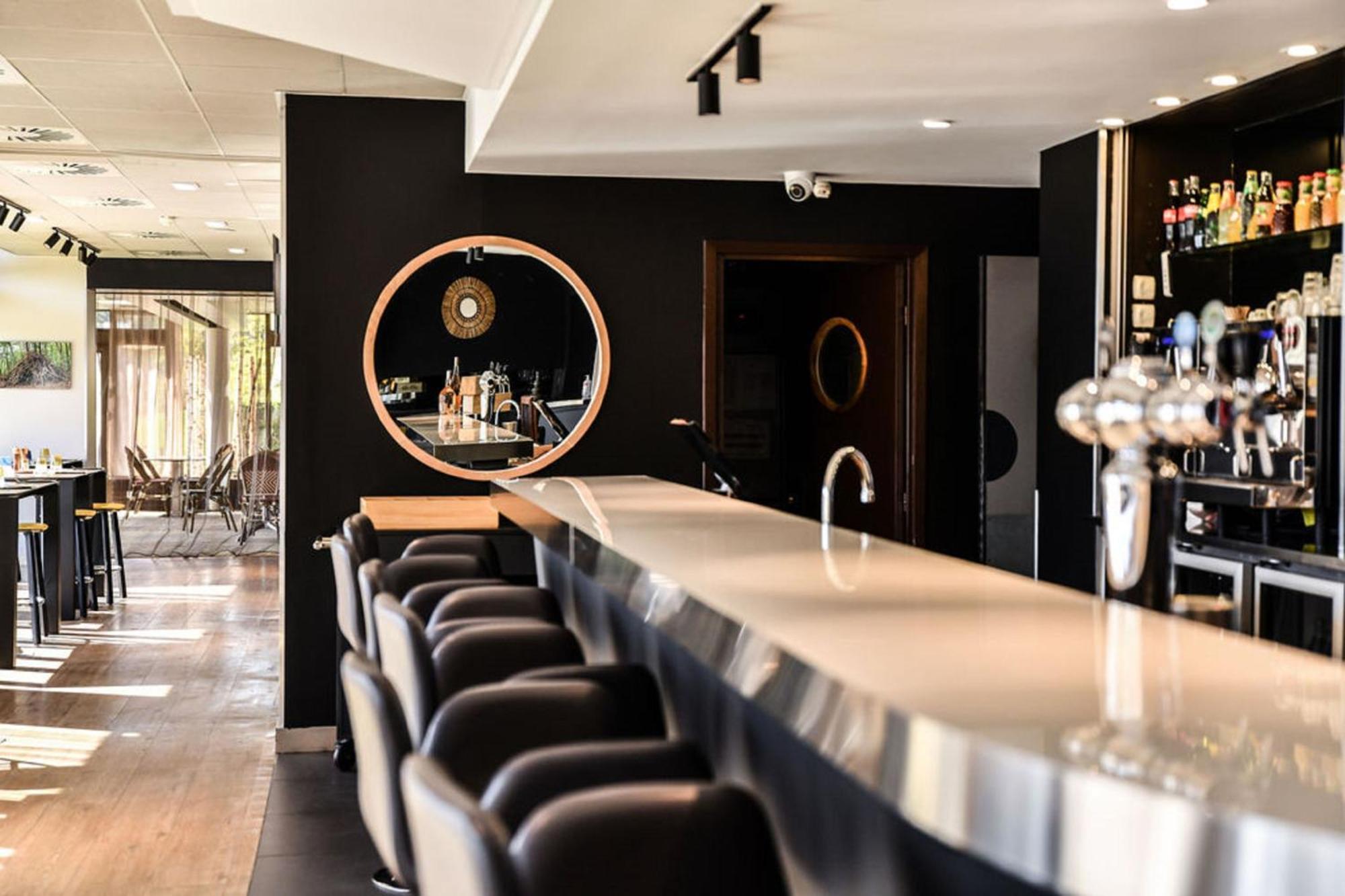Novotel Paris Le 4*